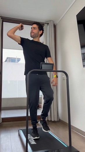 29K views · 699 reactions | Ya conocía las máquinas de @martomsport y a penas supe que tenía que venir a vivir a Stgo a un dpto. Dije que necesito una trotadora! Y esta es perfecta para el lugar que vivo y para el tipo de ejercicio que necesito hacer a diario! Así que les dejo este dato pa que #Apunten #funfit #martom | Care Leche | Facebook