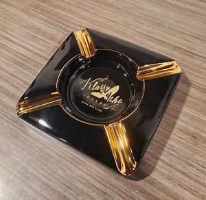 Personalized Cigar Ashtray | That's What I Do I Smoke Cigars | Gold & Brown/black Large Cigars Ceramic Ashtray Outdoor Use 4 Cigar Rests - Etsy