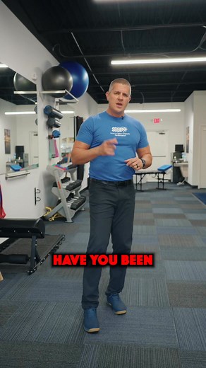 Do you have a disc bulge Do this ‼️ If you’ve been dealing with a recurring disc bulge issue, let me share my top moves to help you alleviate the pain and prevent it from returning. Here’s what I typically do with my patients: We begin by lying on the st | Dr. Rob Jones