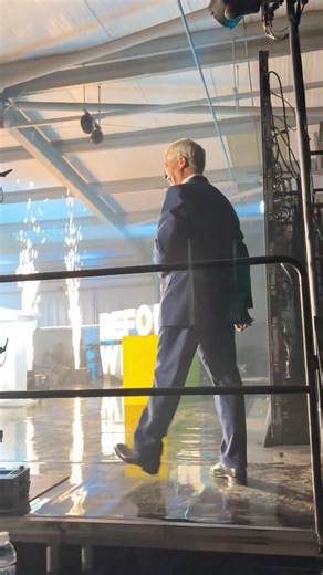 Nobody else in British politics can pull off this level of aura 🇬🇧