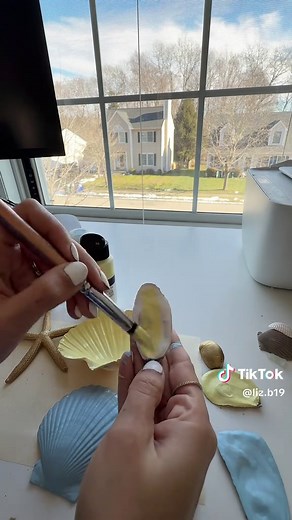 Shell Painting Ideas to Brighten Your January