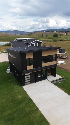 Would YOU trade your garage for more living space? This client did and the results are amazing! Normally, our Bozeman Zip Kit Home comes with a 2-car garage… But this smart homeowner said “No thanks,” and nearly doubled their livable space instead. And here’s the craziest part: We built this Bozeman Kit Home in just 2 DAYS. Yes, seriously. 48 hours. Ready to rethink your dream home? Tap the link in our bio or head to zipkithomes.com to get started. DM us for floor plans or pricing info! #zipkith