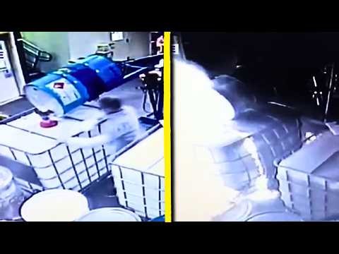 30 MOMENTS When Things Went Wrong at Work