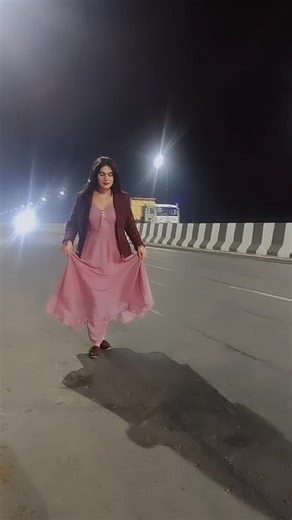 naira naira on Instagram: "Sorry guys utna acha nahi kar payi ❤️🫰🙏"