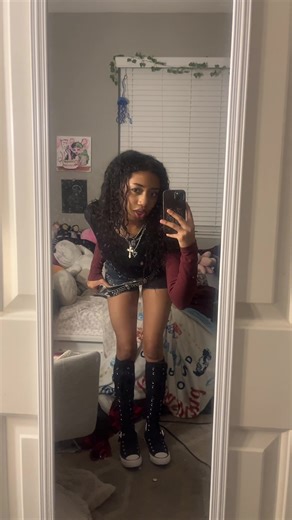 kitty 🤍 (@k1tty.mani)’s videos with The Drug In Me Is You - Falling In Reverse