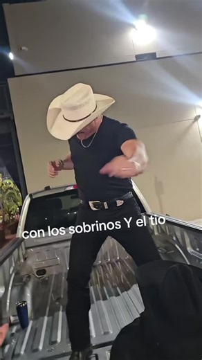 La sangre no nos une, pero el baile si #familia #fyp #viral #share #onthisday @HecThor 🕺 @🤠🔥Checo👹🤘🏾 @El Gilbert @ARTURO QUINTERO🤠