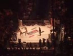 長島☆自演乙☆雄一郎 vs 青木真也 現場の動画。