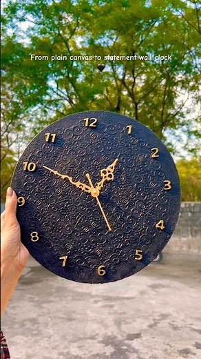 Normal canvas ➝ Designer wall clock (Don’t blink!)❤️#theroshni #diy #art #yt #ytshorts #handmade