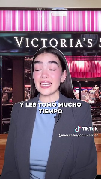 Victoria's Secret Fashion Show REGRESA😱👠 Después de un descanso de años, este show regresa con nuevas estrategias👀 y @marketingconmelissa te cuenta sobre ello🤩 No olvides seguirla para aprender más📲✅ #vsfashionshow #victoriasecrets #estrategia #model #runway #marketing