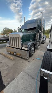 Freightliner classic custom interior and bumper | Florida Finest Customs