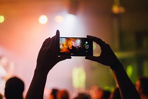 How to Add Background to Video – unscreen.com Blog