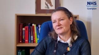 ⚠ ❄ Slips, trips, and falls are much more prevalent in wintery conditions. Prevention is always better than cure, so if you can, avoid unnecessary journeys in wintery conditions, especially if you have to travel on foot. Stay home, stay warm, and stay safe! 📽️ If you have to leave your home, this short video with Emergency Department consultant Dr Catharina Hartman and Senior Healthcare Support worker Pauline Cowie has some helpful advice, such as ensuring you are dressed warmly, wearing sensib