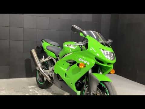 ZX-9R 究極のスーパースポーツをコンセプトに開発された一台！【エンジン始動動画】