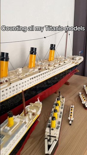 Counting my Lego Titanic models !