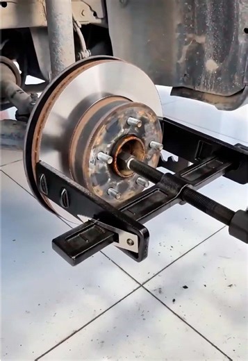 Rusted brake drums? This puller gets them off in seconds! #RotorPuller #drumpuller #BrakeRepair #brakes #WeeklyDeals