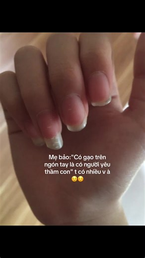 Ý Nghĩa Hạt Gạo Trên Móng Tay Trong Tình Yêu