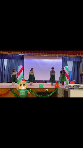 🌺🎄🦁 Mele Kalikimaka from our Hawaiian Dance Club! 🦁🎄🌺 Nuestros students brought island vibes to the holidays with a beautiful hula hula holiday dance 🌊✨ Gracias por sharing your culture, alegría y talento with our Seward community. Mele Kalikimaka = Merry Christmas in Hawaiian 💚🎶 | Seward Academy-IB MYP School