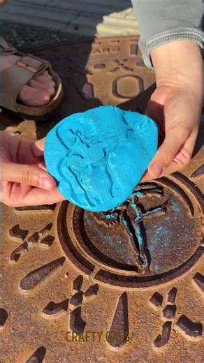 Manhole Inlay Turned Into a Stylish Hat 🙂🪄