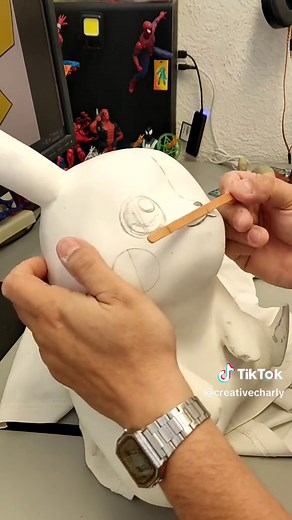 Real Size Pikachu Sculpture and Articulated Figure - Pokemon Tutorial