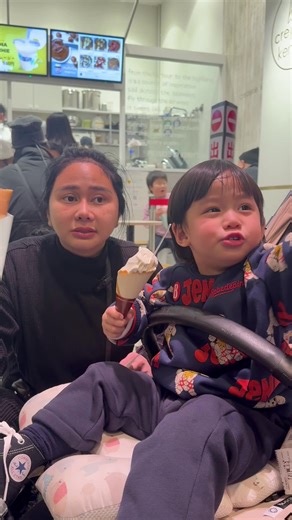 Sama lo yang ada krepes nasib gue