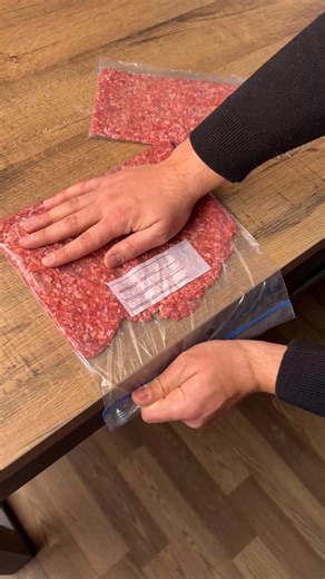 Grandma's meat packaging method | Pixel Pop