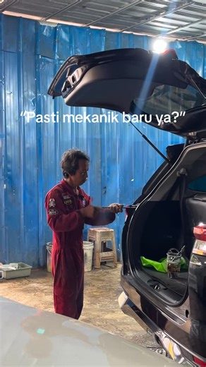 Profesional Body Repair | Repaint on Instagram: "Blio ini sepuhnya parah sepuh permekanikan shai #catmobilbagus #bengkelcattangsel #bodyrepairtangsel #perbaikanbodymobil #bodyrepair"