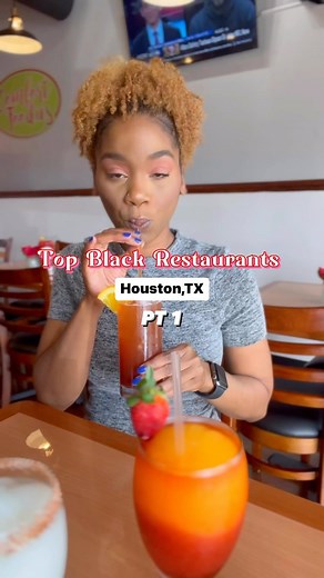 Allison Manning 🇰🇳 | Houston Based Foodie on Instagram: "TOP BLACK OWNED RESTAURANTS: Houston, TX (PT 1) I have done a guide on black owned restaurant for four years now. I’m combining this into a series so that you guys have an easier list of places to go to this black history month. Here are some of my favorite black owned restaurants in Houston & surrounding areas. 1. Comfort Foodies(@comfort_foodies_ ) 2. Boiling Dragon (@boilingdragon ) 3. Fainmous BBQ( @fainmousbbq ) Give me some of your