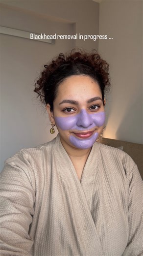 Deepika Joshi on Instagram: "Blackhead removal face mask? Are we kidding or are we kidding? From pore strips, charcoal+fevicol, blackhead remover tool, suction tool, manual extraction, salicylic acid I have done all of that🥲 I cry buckets every damn time I have to remove them manually SO PAINFUL!😫 But internet is my encyclopaedia ❤️ Among many stupid things I learnt few good things too like easy blackhead removal and gentle pore care 🫂✨ WATCHOUT FOR PART2"