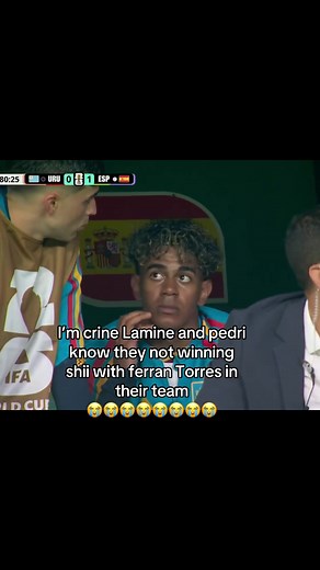 Ferran Torres miss vs Uruguay — reaction and clip