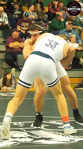 Joe Gliatta counters Ilia Dvoriannikov's throw attempt... see the full match at https://youtu.be/sukzKdxyzHI #ihsasectional #statebirthontheline #2a #grayslakecentral #iliadvoriannikov #vernonhills #joegliatta #iccatholic #165lbs | The Wrestling Spot