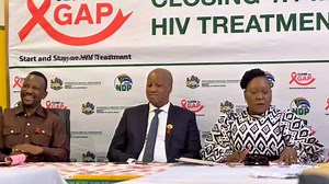[WATCH]: KwaZulu-Natal Health MEC Nomagugu Simelane has arrived at Caluza Clinic in Edendale, joined by Premier Thami Ntuli and Sport, Arts and Culture MEC Mntomuhle Khawula, ahead of the World AIDS Day event at Caluza Sports Field. Marked globally on 1 December, World AIDS Day highlights the ongoing fight against HIV/AIDS. Simelane is currently briefing the executive on clinic operations and the provincial HIV/AIDS response. Premier Ntuli also serves as the provincial chair of the Council on AI