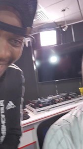 Stephen Mukangai na Daniel Kariuki wanasema Arsenali watashinda ligi baada ya kuwatandika Tottenham. Wanasema pale Emmirates kila kitu itakuwa ni wamuthendee, wamuthendeee, wamuthendeeee😅😅😅😅😅 fire si fireeeee😅😅😅 Kumbuka kudownload hiii app. Hiii ni motooo, inakusort na kila kitu hadi kuchambua bets na transfer ya wachezaji. Tumia hii link kuinstall👇👇 https://app.sofascore.com/nixz/Walter | Walter Kinjo