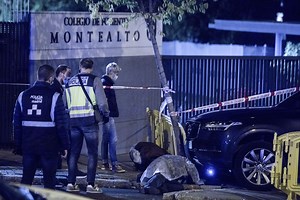 Muere una niña de seis años tras un triple atropello a la salida de un colegio de Madrid