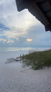 1.7K views · 2.2K reactions | 朗 The sky is putting on a show this evening! ️ . #thebackporch #destin #destinfl #destinflorida #local #locals #todoindestin #visitfl #seafood #sunset #beachfront #beachin #gulfcoast #emeraldcoast #gulfofmexico #gulfofamerica #30a #destineats #beachdays #floridapanhandle #gulfcoastrestaurants #nature #floridavibes #vacation #beachlife #beachvibes #coastal #coastalliving #beachside #summer | The Back Porch in Destin, Florida | Facebook