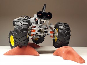 LEGO MOC-15987 ROV3R (Mindstorms > EV3 2018)