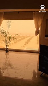 105K views · 994 reactions | A dust storm in Egypt's Siwa oasis reduced visibility and transformed the surrounding landscape into a Martian-like environment. https://abcnews.visitlink.me/_hkFIY | ABC News | Facebook