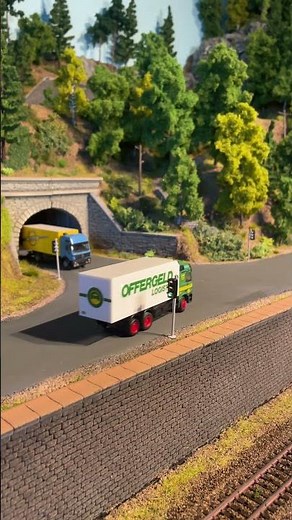 The Car System Intersection Comes to Life! Traffic Lights & Vehicles in Action 🚦🚛