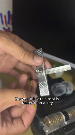 🔓Tired of struggling with complex horizontal locks? ⚙️The Precision Radial Decoder Kit is your ultimate solution! Engineered to perfectly replicate internal pins, this professional-grade tool turns a 30-minute frustration into a 30-second success. 🛡️Complete with 100 aluminum rods and interchangeable heads, it’s the must-have kit for locksmiths and security professionals who demand guaranteed access. 🛒Get it now👉https://t.site/40brFmd | Momenticd.SHOP