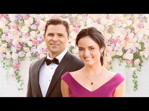 Wedding Bells (2016) | Hallmark Movie Review | Danica McKellar, Kavan Smith