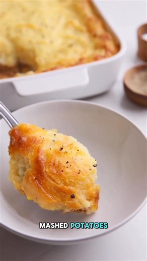 12K views · 78 reactions | One of my most-loved cozy recipes EVER: homemade Shepherd’s Pie. 朗 Say RECIPE and I’ll send it right over! My family devoured it before it even cooled  Layers of flavor, creamy potatoes… everything you want in a cold-weather dinner! #shepherdspie #comfortfood #easyrecipes #dinnerideas #familymeals #homecooking #allthingsmamma #weeknightdinner | All Things Mamma | Facebook