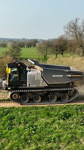 R. Bunton's Prinoth Panther T14R covering long distances with minimal ground disturbance | Awesome Earthmovers