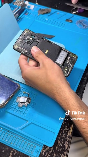 vipphone.repair op TikTok