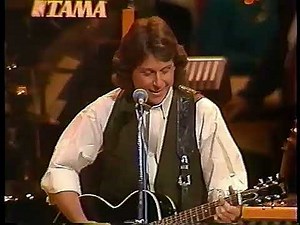 Nitty Gritty Dirt Band - Fishin' In The Dark (Live at Grand Ole Opry, 1994) HD.