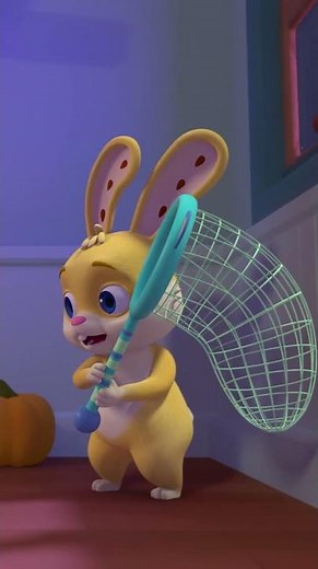 Rabbit Chase 🐰 #CoComelon #AnimalTime #shorts