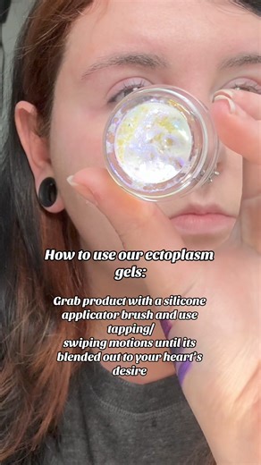 80K views · 748 reactions | How to use our ectoplasm gels #eyeshadow #graphicliner #eyelinertutorial #makeuptutorial | HoloGrave Cosmetics | Facebook