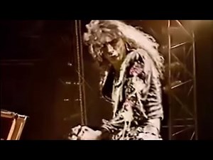whitesnake live at donington 1990 but it’s just steve vai being hot