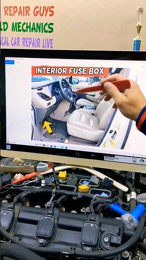 TOYOTA SIENNA❓🥵WHY No Sound Fuse #toyota #toyotavan #toyotasienna #problem #fix #why #sound #radio