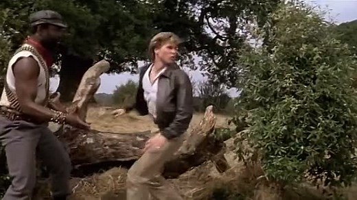 Top Secret! (1984) Latino