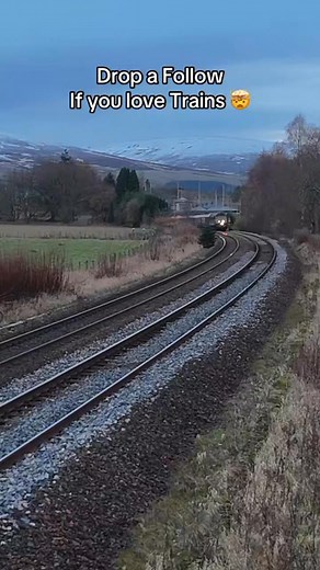 1.4K views · 22 reactions | Drop a follow if you love TRAINS! Here we have the class 47 ECS movement from Crewe - Dundee seen | trainandy | Facebook