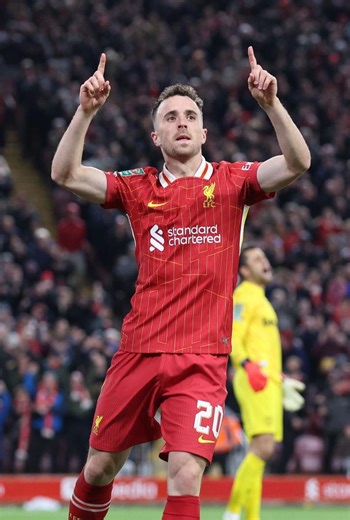 This was the moment that the Zoe's Place Concert paid tribute to Diogo Jota at the M&S Bank Arena. | Liverpool Echo News